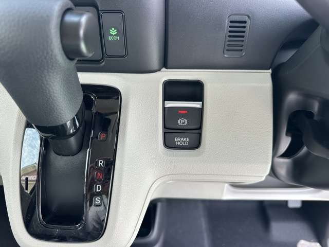 ホンダ Ｎ　ＢＯＸ ６６０ ファッションスタイル モノトーン R8年 (東海) 99