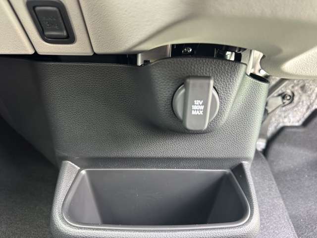 ホンダ Ｎ　ＢＯＸ ６６０ ファッションスタイル モノトーン R8年 (東海) 99