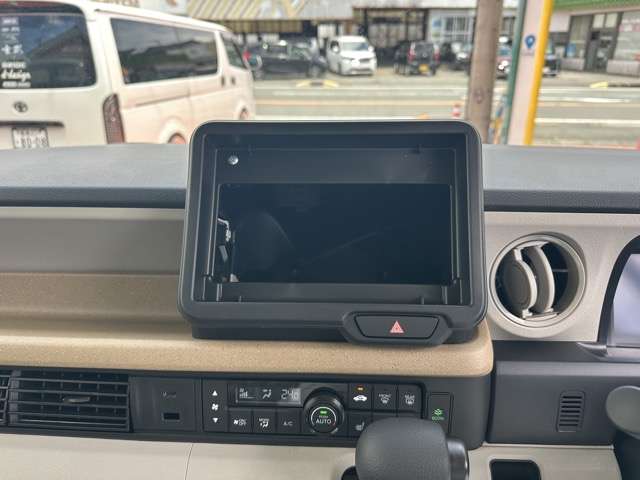 ホンダ Ｎ　ＢＯＸ ６６０ ファッションスタイル モノトーン R8年 (東海) 99