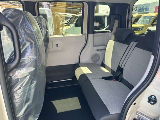 ホンダ Ｎ　ＢＯＸ ６６０ ファッションスタイル ２トーン R8年 (東海) 99