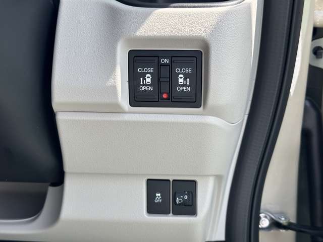 ホンダ Ｎ　ＢＯＸ ６６０ ファッションスタイル ２トーン R8年 (東海) 99