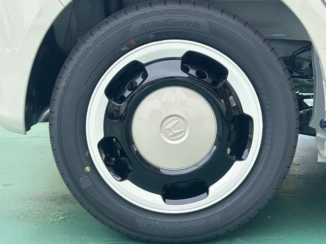 ホンダ Ｎ　ＢＯＸ ６６０ ファッションスタイル ２トーン R8年 (東海) 99