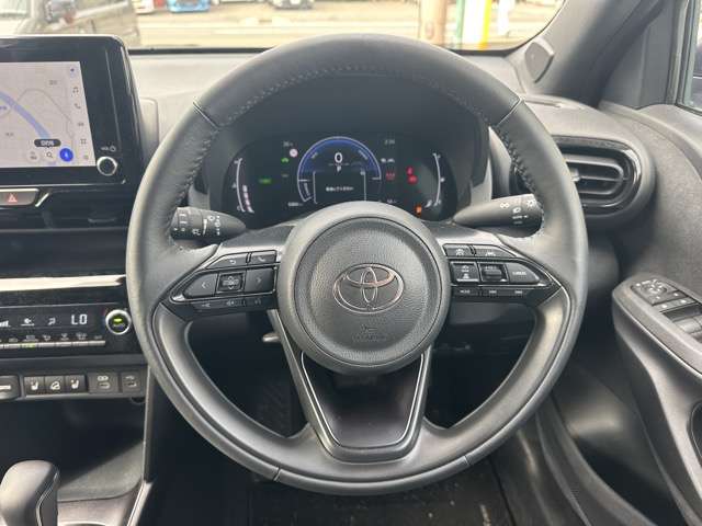 トヨタ ヤリスクロス　ハイブリッド １．５ ハイブリッド Ｚ Ｅ－ＦＯＵＲ ４ＷＤ R7年 (東海) 99