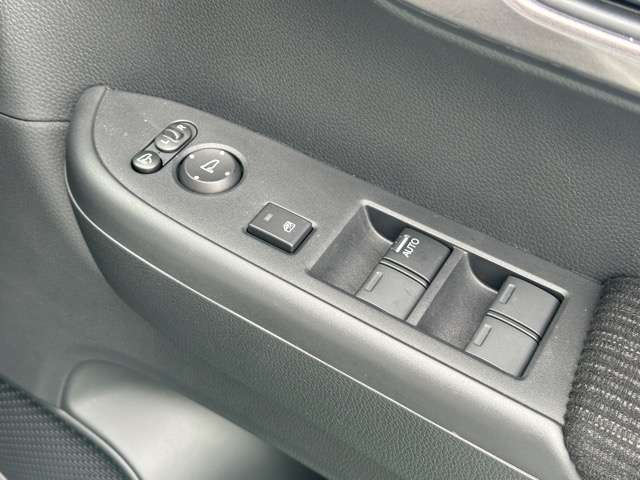 ホンダ Ｎ−ＷＧＮ カスタム ６６０ Ｌ R5年 (東海) 99