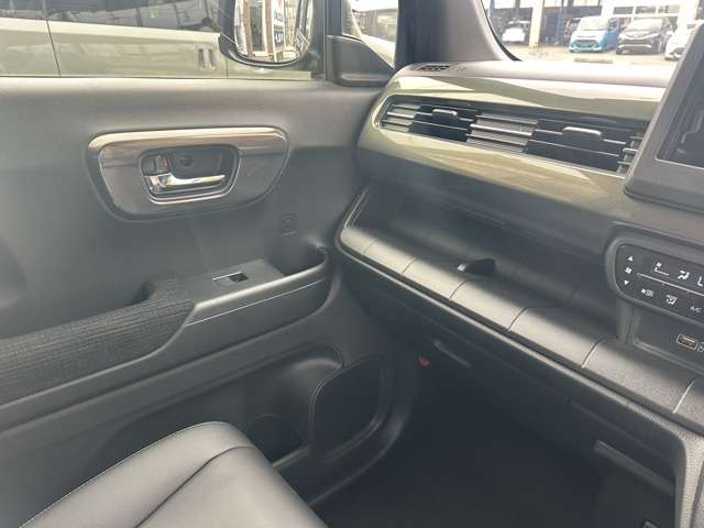 ホンダ Ｎ−ＷＧＮ カスタム ６６０ Ｌ R5年 (東海) 99