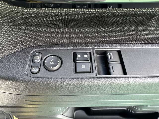 ホンダ Ｎ−ＶＡＮ ６６０ ファン ターボ R8年 (東海) 99