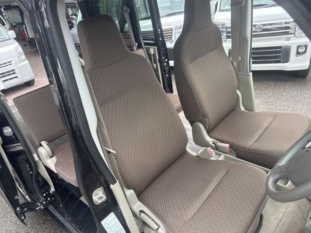 スズキ エブリイ ６６０ ＰＣ リミテッド ハイルーフ ４ＷＤ H30年 () 99