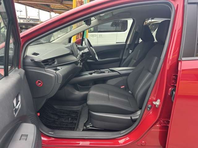 日産 ノート １．２ Ｘ R5年 (東海) 99