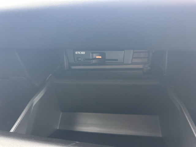三菱 アウトランダーＰＨＥＶ ＰＨＥＶ ２．４ Ｇ ４ＷＤ R6年 (東海) 99