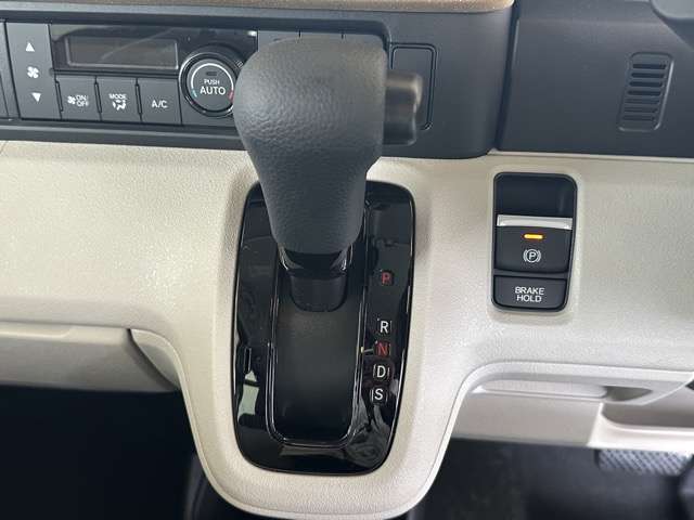 ホンダ Ｎ　ＢＯＸ ６６０ ファッションスタイル ２トーン R8年 (東海) 99