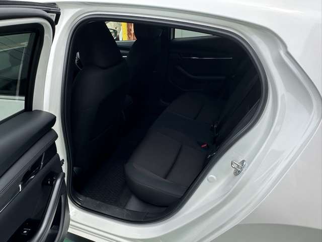 マツダ ＭＡＺＤＡ３　ファストバック １．８ ＸＤ プロアクティブ ディーゼルターボ R6年 (東海) 99