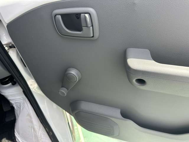 三菱 ミニキャブＥＶ ＣＤ ２０ＫＷＨ ２シーター R7年 (東海) 99