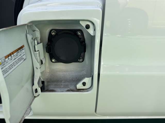 三菱 ミニキャブＥＶ ＣＤ ２０ＫＷＨ ２シーター R7年 (東海) 99