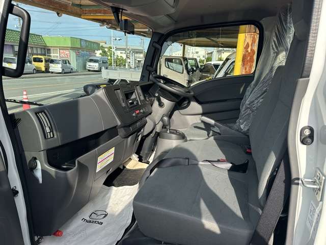 マツダ タイタン 平ボディ １．２５Ｔ R7年 (東海) 99