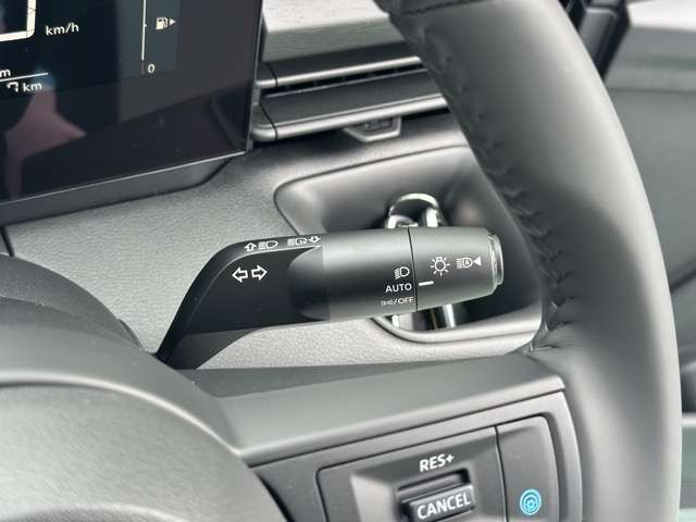 日産 セレナ １．４ Ｅ－ＰＯＷＥＲ Ｘ R8年 (東海) 99