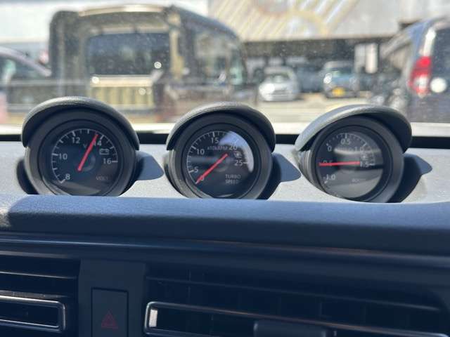 日産 フェアレディＺ ３．０ バージョン ＳＴ R7年 (東海) 99