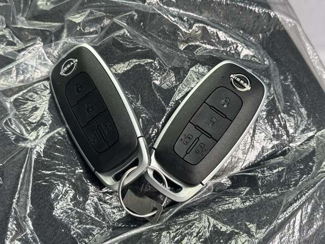 日産 セレナ １．４ Ｅ－ＰＯＷＥＲ ハイウェイスターＶ ＮＩＳＳＡＮＣＯＮＮＥＣＴインフォテインメントシステム装着車 R8年 (東海) 99