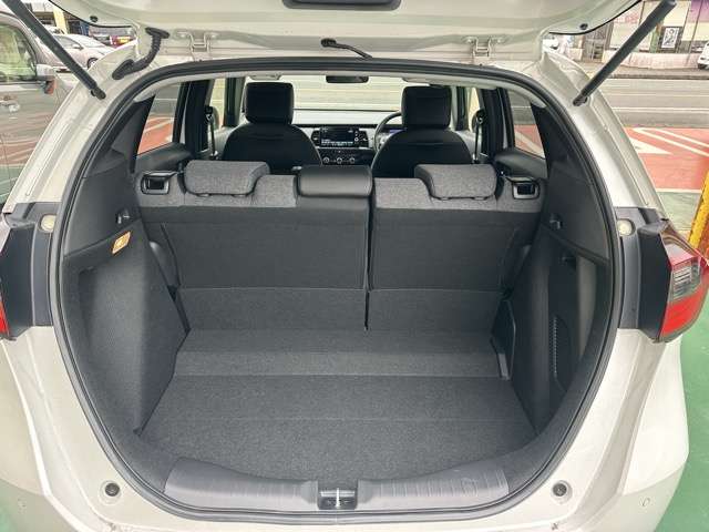 ホンダ フィット　ハイブリッド １．５ Ｅ：ＨＥＶ ホーム R7年 (東海) 99