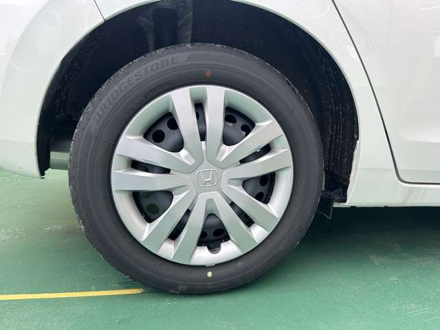 ホンダ フィット　ハイブリッド １．５ Ｅ：ＨＥＶ ホーム R7年 (東海) 99