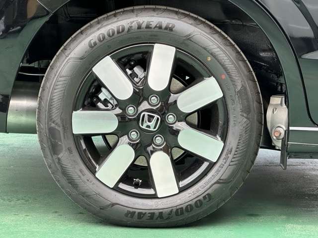 ホンダ フリード １．５ エアー ＥＸ R8年 (東海) 99
