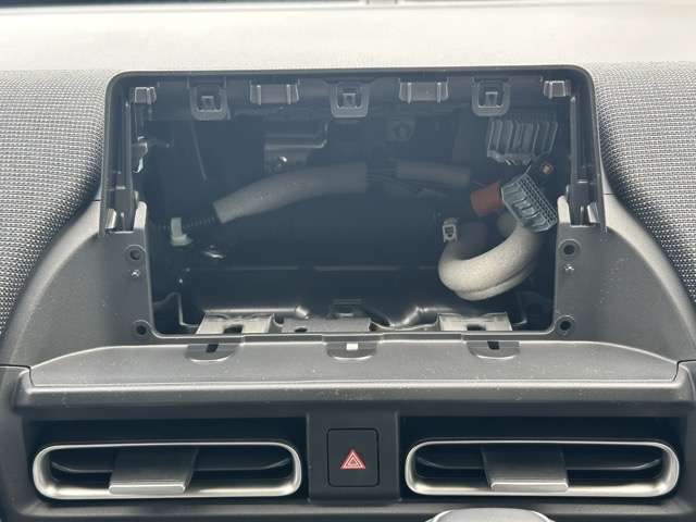 ホンダ フリード １．５ エアー ＥＸ R8年 (東海) 99