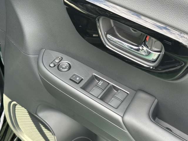 ホンダ Ｎ−ＷＧＮ カスタム ６６０ Ｌ ブラックスタイル R8年 (東海) 99