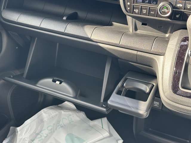 ホンダ Ｎ−ＷＧＮ カスタム ６６０ Ｌ ブラックスタイル R8年 (東海) 99