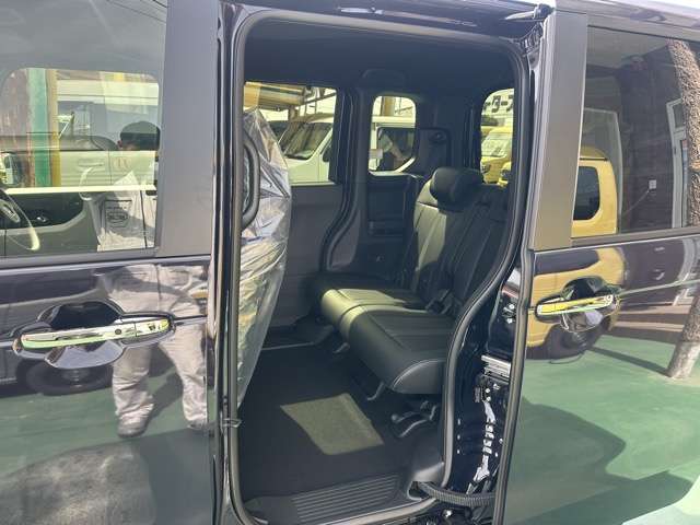 ホンダ Ｎ　ＢＯＸ カスタム ６６０ ターボ コーディネートスタイル モノトーン R8年 (東海) 99