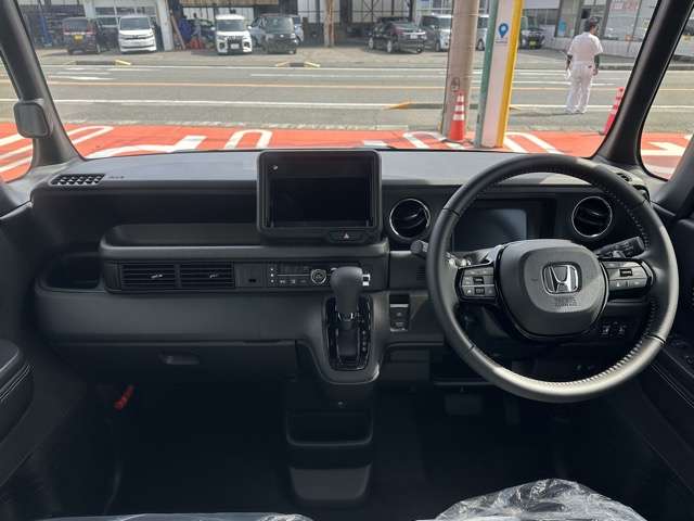 ホンダ Ｎ　ＢＯＸ カスタム ６６０ ターボ コーディネートスタイル モノトーン R8年 (東海) 99
