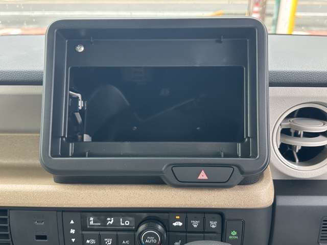 ホンダ Ｎ　ＢＯＸ ６６０ ファッションスタイル ２トーン R8年 (東海) 99