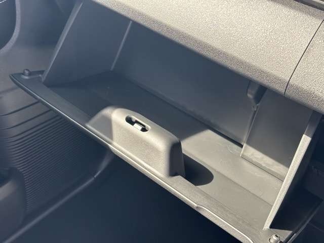 ホンダ Ｎ　ＢＯＸ カスタム ６６０ ターボ コーディネートスタイル モノトーン R8年 (東海) 99
