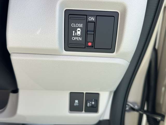 ホンダ Ｎ　ＢＯＸ ６６０ ファッションスタイル モノトーン R7年 (東海) 99