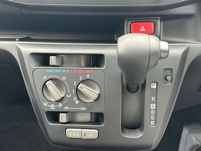 ダイハツ ミラ　イース ６６０ Ｌ ＳＡＩＩＩ R4年 (東海) 99