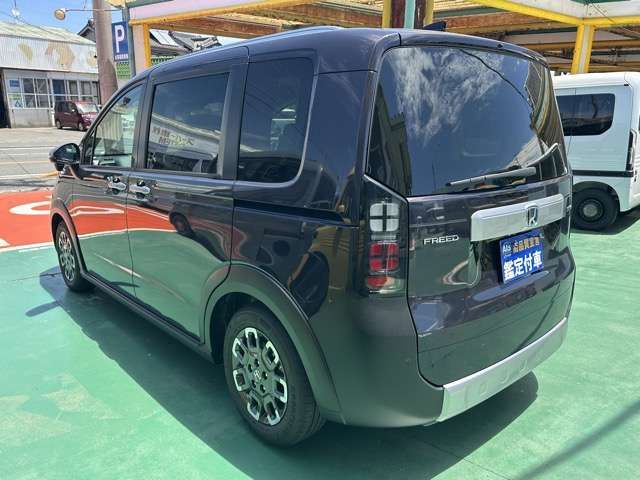 ホンダ フリード　ハイブリッド １．５ Ｅ：ＨＥＶ クロスター R8年 (東海) 99