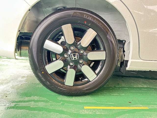 ホンダ フリード　ハイブリッド １．５ Ｅ：ＨＥＶ エアー ＥＸ R8年 (東海) 99