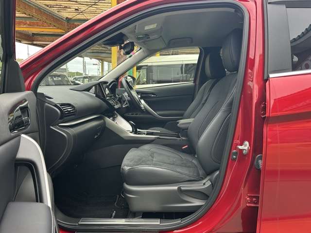 三菱 エクリプス　クロス　ＰＨＥＶ ＰＨＥＶ ２．４ Ｇ ４ＷＤ R3年 (東海) 99