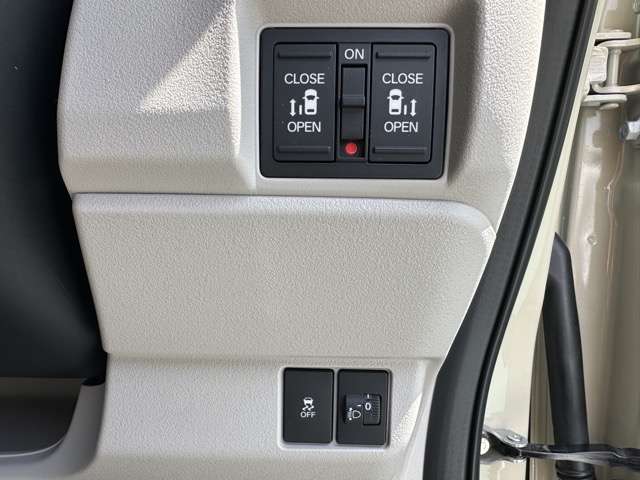 ホンダ Ｎ　ＢＯＸ ６６０ ファッションスタイル モノトーン R8年 (東海) 99