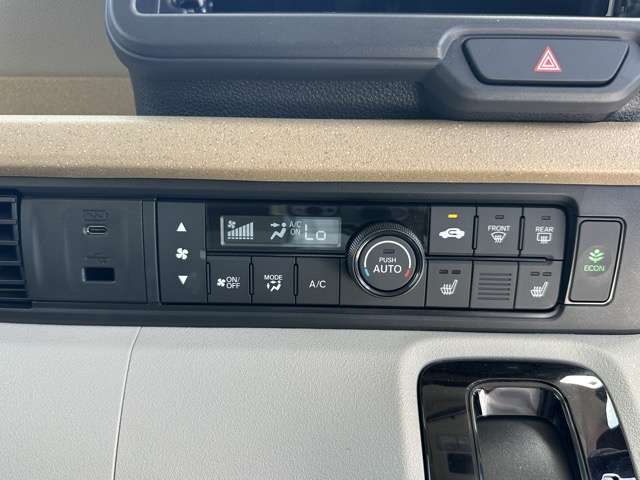 ホンダ Ｎ　ＢＯＸ ６６０ ファッションスタイル モノトーン R8年 (東海) 99