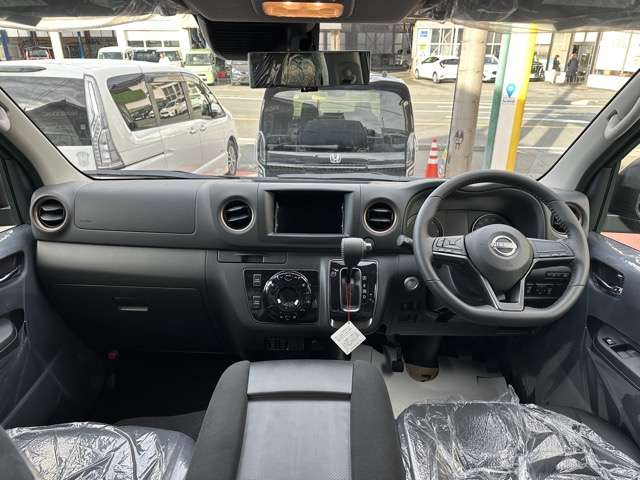 日産 キャラバンバン ２．４ ＡＵＴＥＣＨ ライン プラス ロングボディ ディーゼルターボ ４ＷＤ R8年 (東海) 99