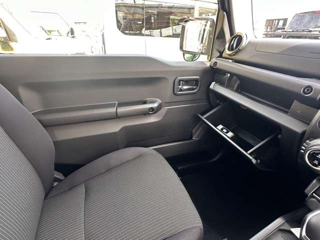 スズキ ジムニー ６６０ ＸＣ ４ＷＤ R8年 (東海) 99