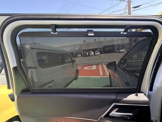 三菱 アウトランダーＰＨＥＶ ＰＨＥＶ ２．４ Ｐ ４ＷＤ R5年 (東海) 99