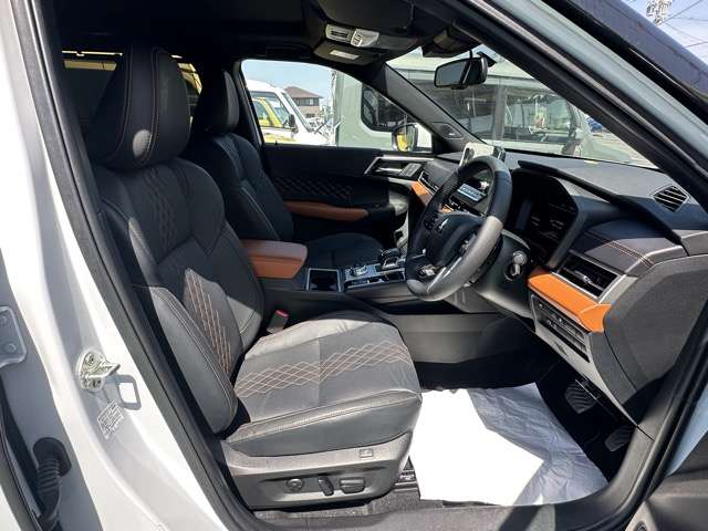 三菱 アウトランダーＰＨＥＶ ＰＨＥＶ ２．４ Ｐ ４ＷＤ R5年 (東海) 99