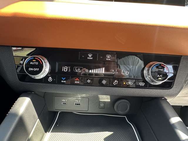 三菱 アウトランダーＰＨＥＶ ＰＨＥＶ ２．４ Ｐ ４ＷＤ R5年 (東海) 99