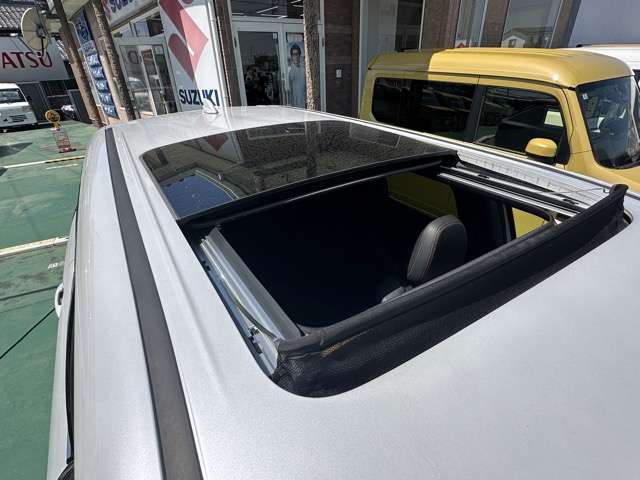 三菱 アウトランダーＰＨＥＶ ＰＨＥＶ ２．４ Ｐ ４ＷＤ R5年 (東海) 99