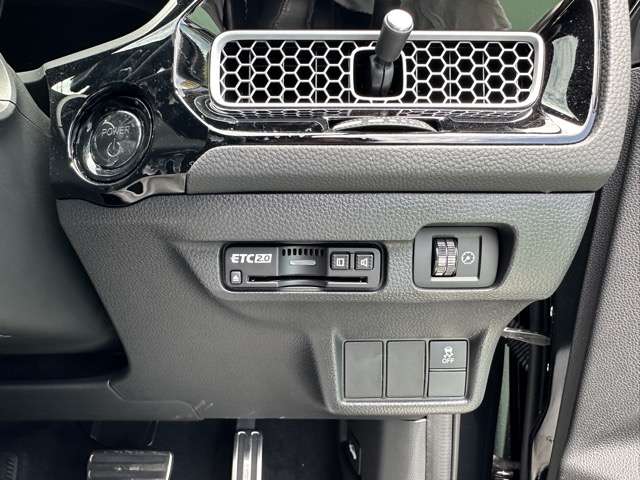 ホンダ シビック ２．０ Ｅ：ＨＥＶ ＥＸ R7年 (東海) 99