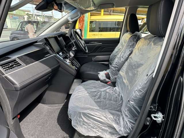 三菱 デリカ　Ｄ：５ ２．２ シャモニー 電動サイドステップ非装着車 ディーゼルターボ ４ＷＤ R7年 (東海) 99