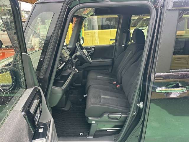 ホンダ Ｎ　ＢＯＸ カスタム ６６０ Ｌ R5年 (東海) 99