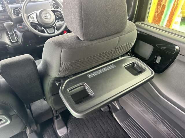 ホンダ Ｎ　ＢＯＸ カスタム ６６０ Ｌ R5年 (東海) 99
