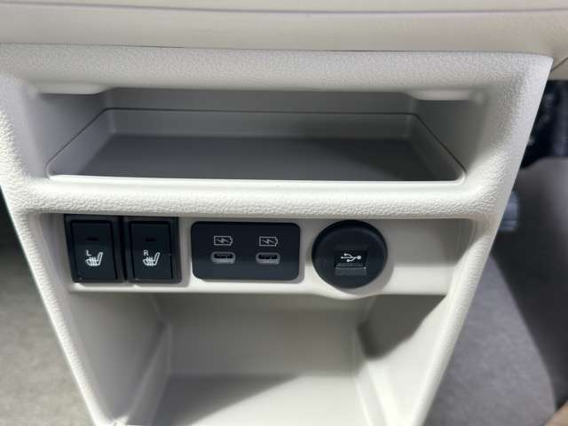 スズキ アルトラパン ６６０ ハイブリッド Ｘ R8年 (東海) 99