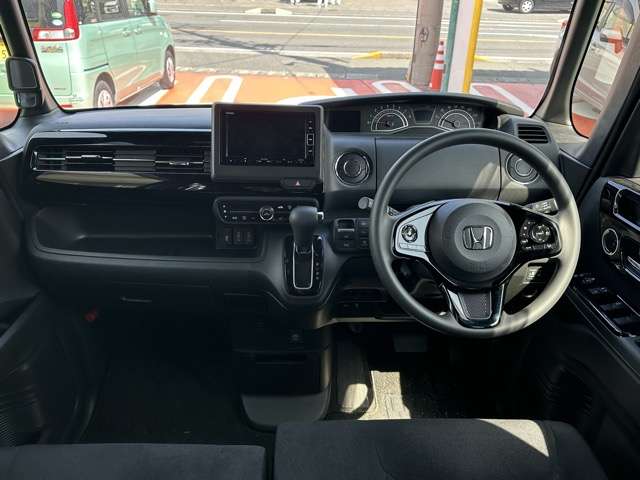 ホンダ Ｎ　ＢＯＸ カスタム ６６０ Ｌ R5年 (東海) 99
